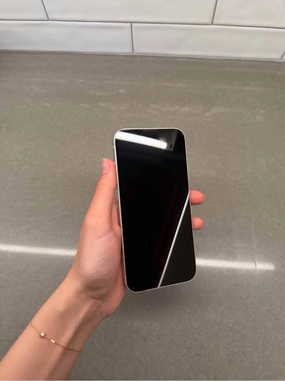 iPhone 14 128GB Starlight - Fully Functional